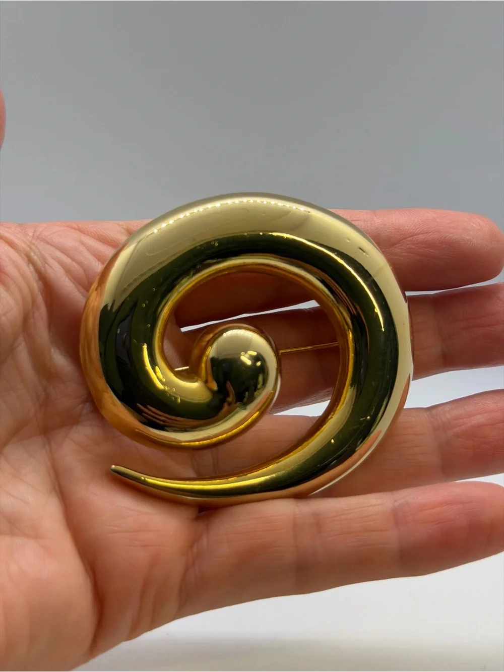 Gold Spiral Brooch Pin - Elegant Home Accent
